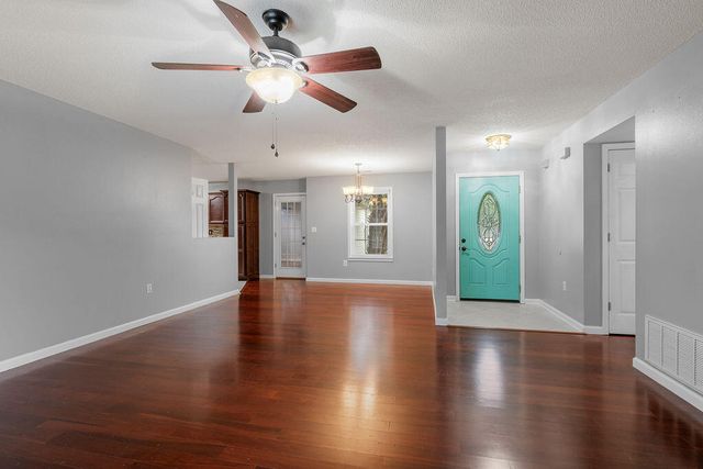 147 Nicole Lane, Crestview, FL 32539