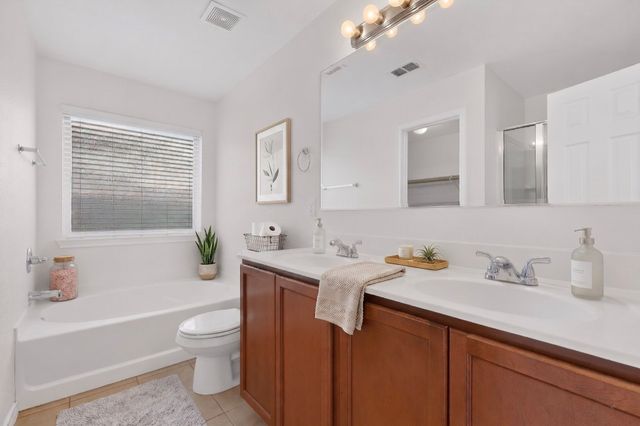 416 Prescott Lane, Fort Worth, TX 76036