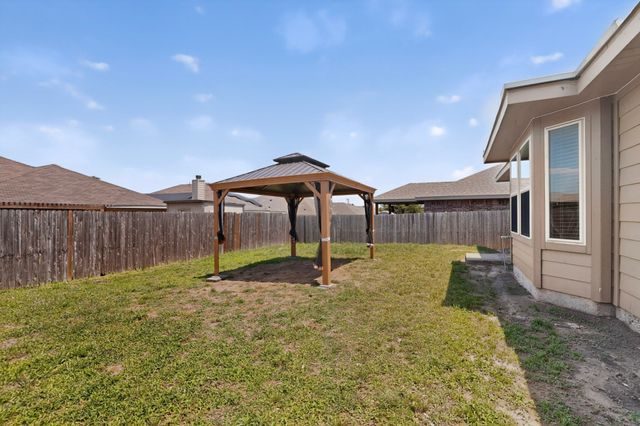 416 Prescott Lane, Fort Worth, TX 76036