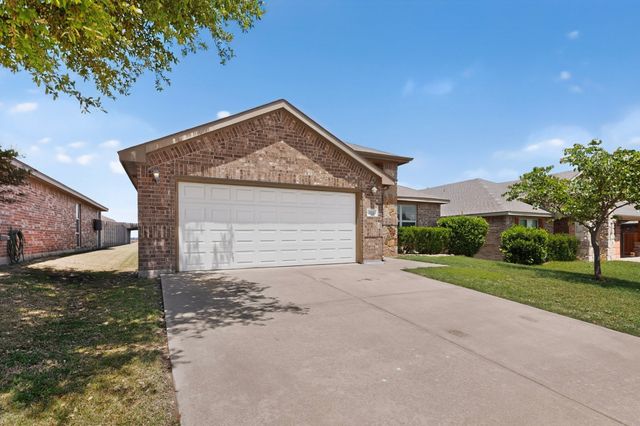 416 Prescott Lane, Fort Worth, TX 76036
