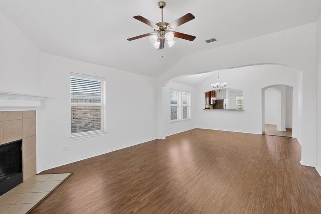 416 Prescott Lane, Fort Worth, TX 76036