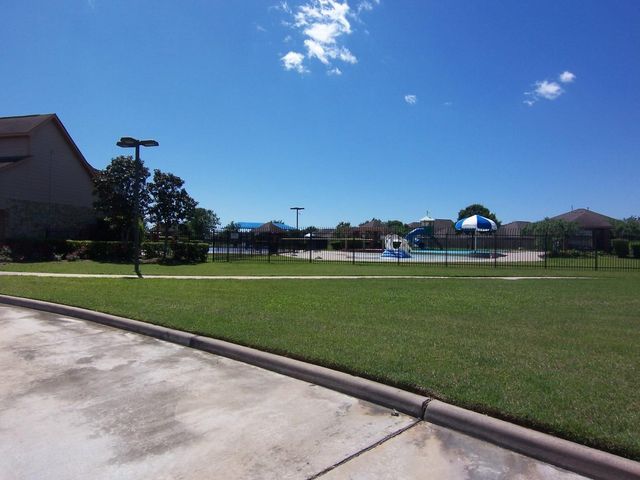 25910 N Lakefair Drive, Richmond, TX 77406