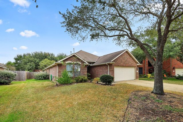 25910 N Lakefair Drive, Richmond, TX 77406