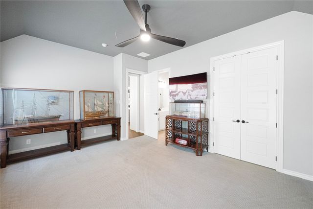 1024 Whisper Willows Drive, Fort Worth, TX 76052