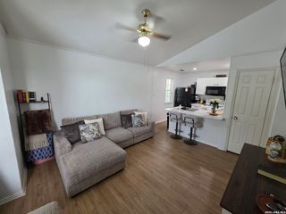 4803 Hamilton Wolfe Rd Apt 310, San Antonio, TX 78240