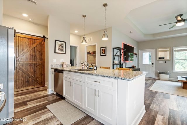 1137 Dan Owen Drive, Hampstead, NC 28443