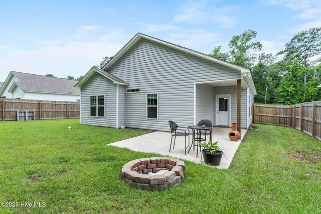 1137 Dan Owen Drive, Hampstead, NC 28443