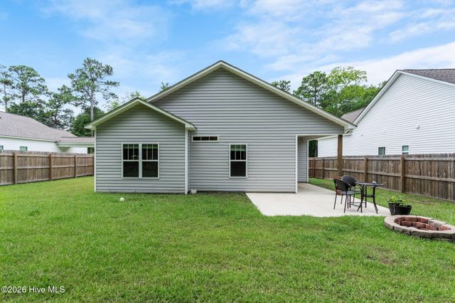 1137 Dan Owen Drive, Hampstead, NC 28443