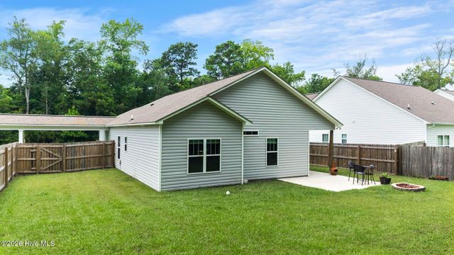 1137 Dan Owen Drive, Hampstead, NC 28443