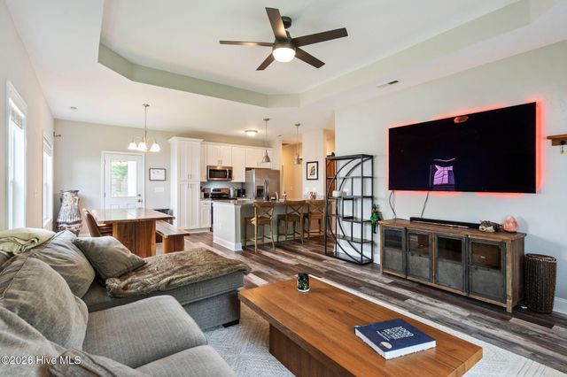 1137 Dan Owen Drive, Hampstead, NC 28443