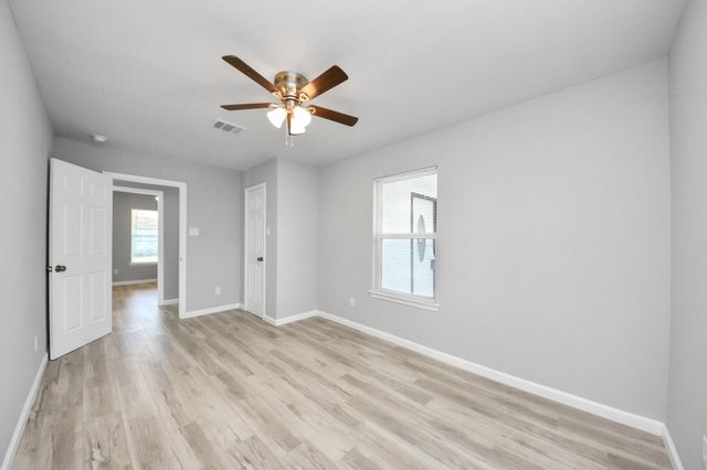 10507 Royal Oaks Drive, Houston, TX 77016