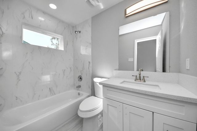 10507 Royal Oaks Drive, Houston, TX 77016