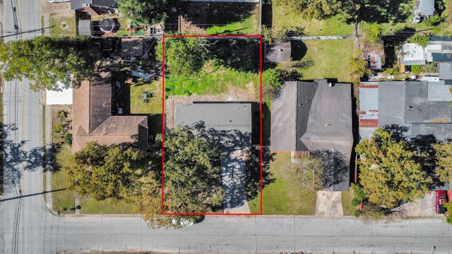 10507 Royal Oaks Drive, Houston, TX 77016