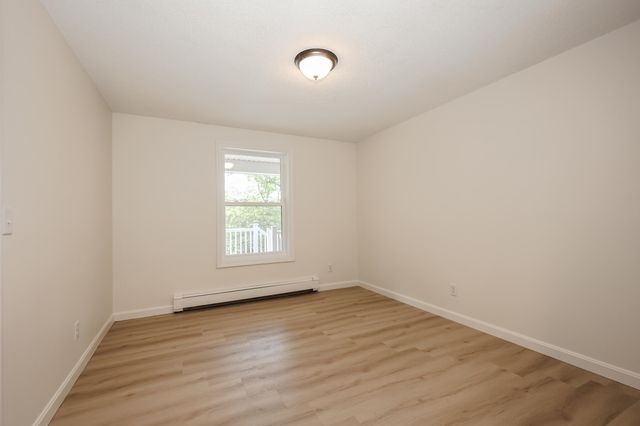 50 GREAT HILL Road, Newmarket, NH 03857