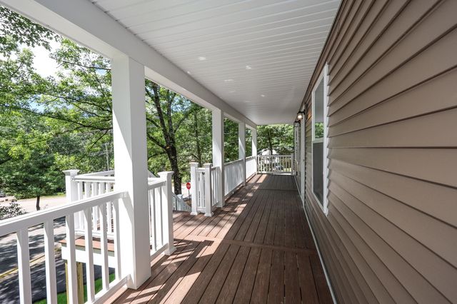 50 GREAT HILL Road, Newmarket, NH 03857