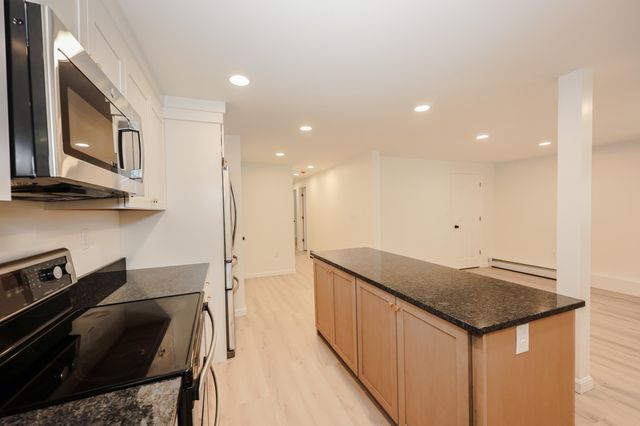 50 GREAT HILL Road, Newmarket, NH 03857