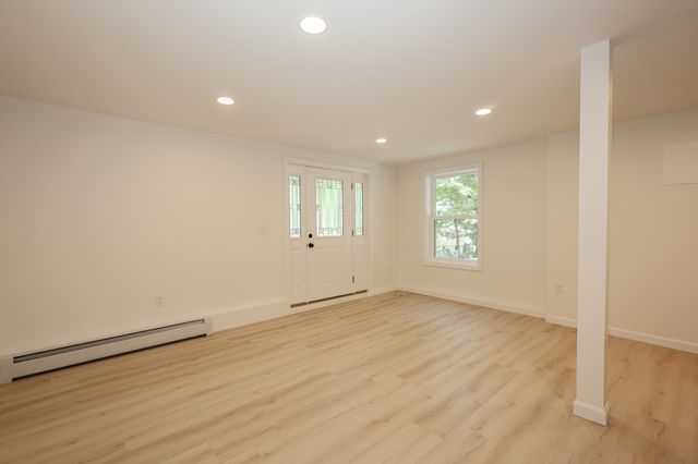 50 GREAT HILL Road, Newmarket, NH 03857