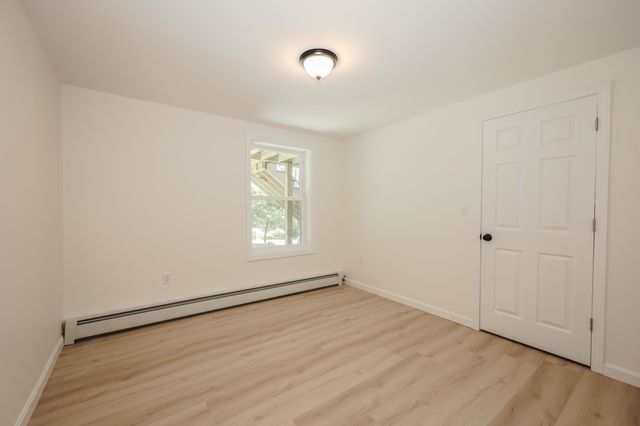 50 GREAT HILL Road, Newmarket, NH 03857