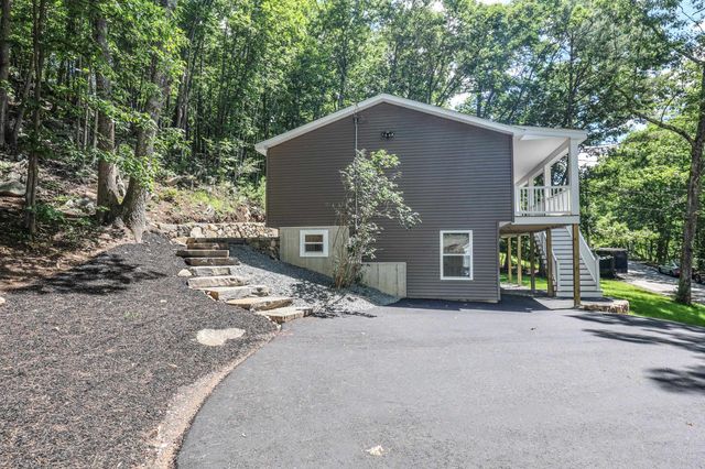 50 GREAT HILL Road, Newmarket, NH 03857
