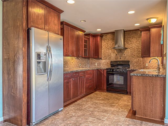 1609 Cherokee Circle, Harrison, AR 72601