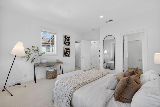 1083 Ed Roth Terrace, Sunnyvale, CA 94086