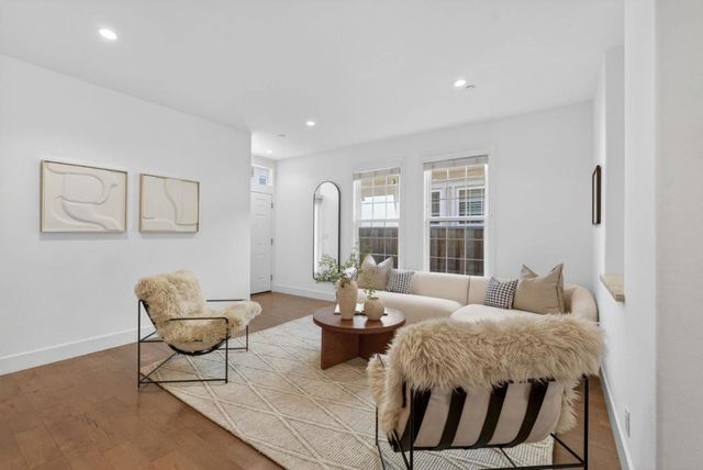 1083 Ed Roth Terrace, Sunnyvale, CA 94086