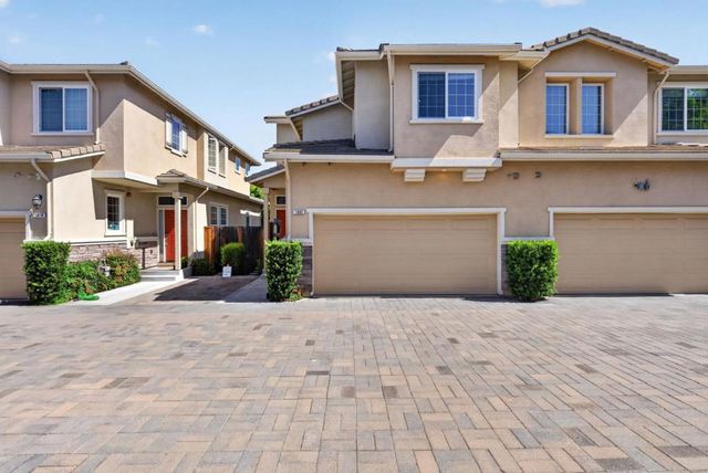 1083 Ed Roth Terrace, Sunnyvale, CA 94086