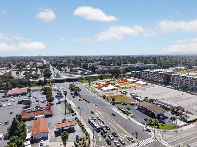 1083 Ed Roth Terrace, Sunnyvale, CA 94086