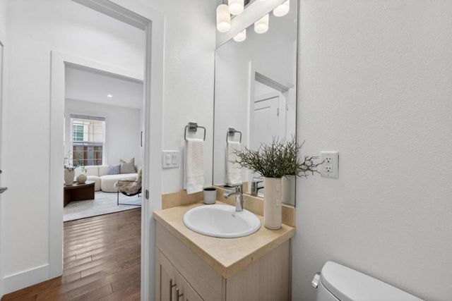 1083 Ed Roth Terrace, Sunnyvale, CA 94086