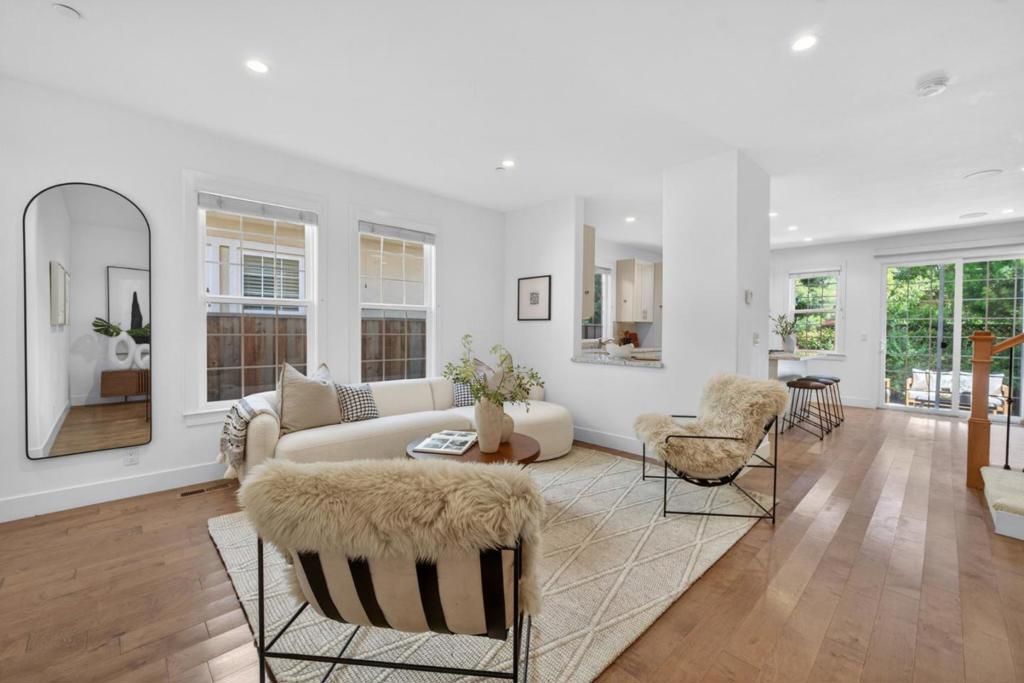 1083 Ed Roth Terrace, Sunnyvale, CA 94086