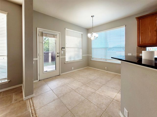 2752 Stallion Drive, Little Elm, TX 75068