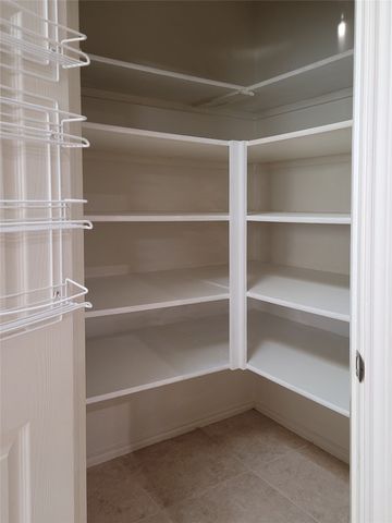 2752 Stallion Drive, Little Elm, TX 75068