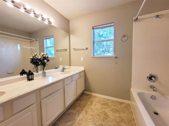 2752 Stallion Drive, Little Elm, TX 75068