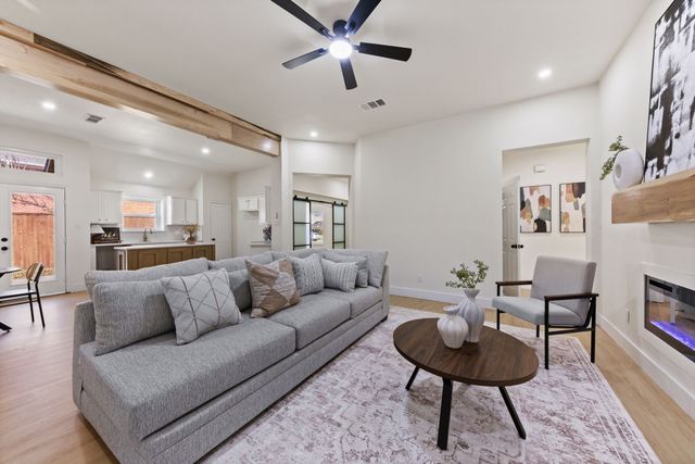 3305 Bridgewater Drive, Rowlett, TX 75088