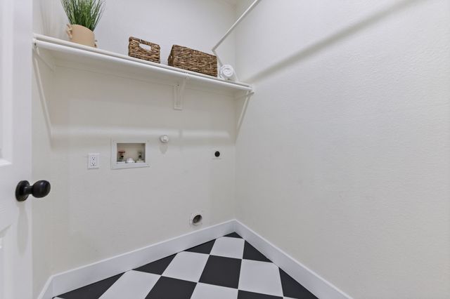 3305 Bridgewater Drive, Rowlett, TX 75088