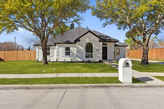 3305 Bridgewater Drive, Rowlett, TX 75088