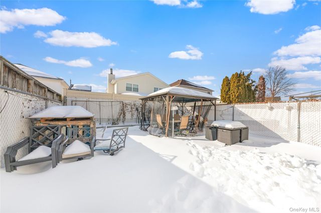 588 Yetman Avenue, Staten Island, NY 10307