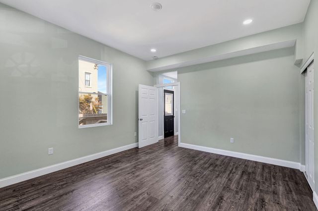 1302 Russell Street, Covington, KY 41011