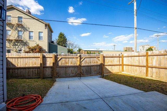 1302 Russell Street, Covington, KY 41011