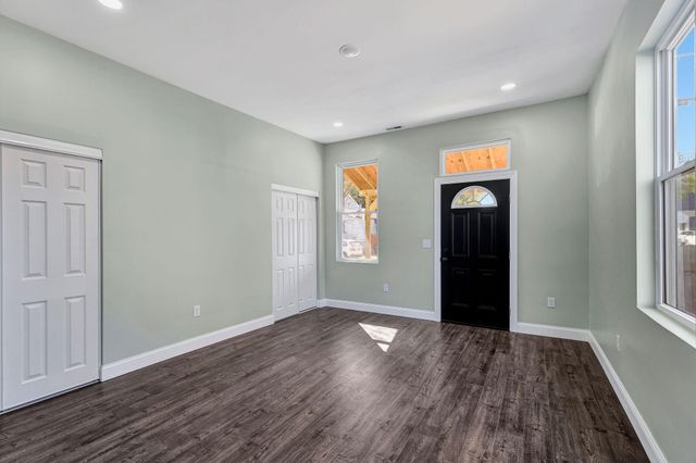 1302 Russell Street, Covington, KY 41011