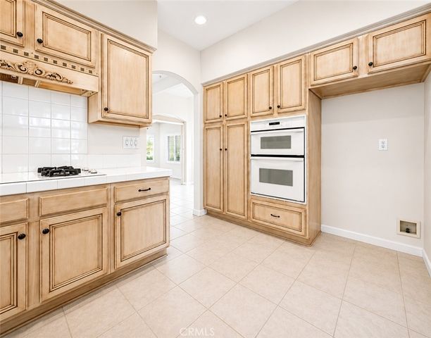 1535 Upland Hills Drive S, Upland, CA 91786