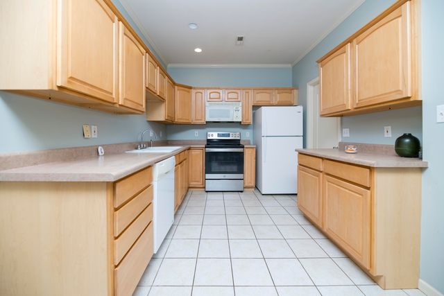 1901 LIMESTONE AVE, Columbia, MO 65203