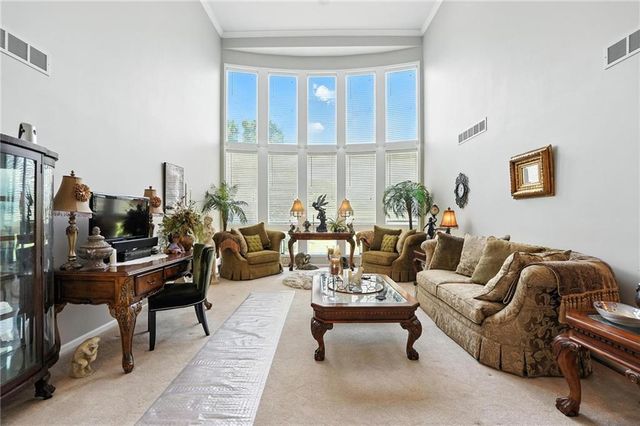 414 S Borgman Road, Buckner, MO 64016