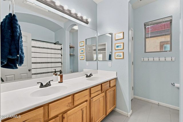 17698 W POST Drive, Surprise, AZ 85388