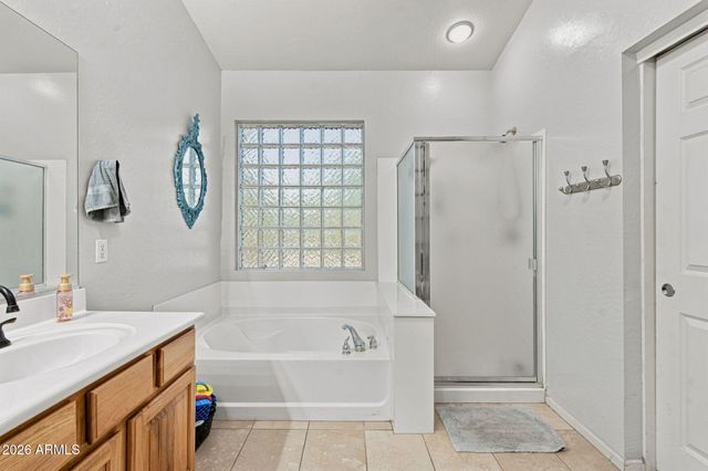 17698 W POST Drive, Surprise, AZ 85388