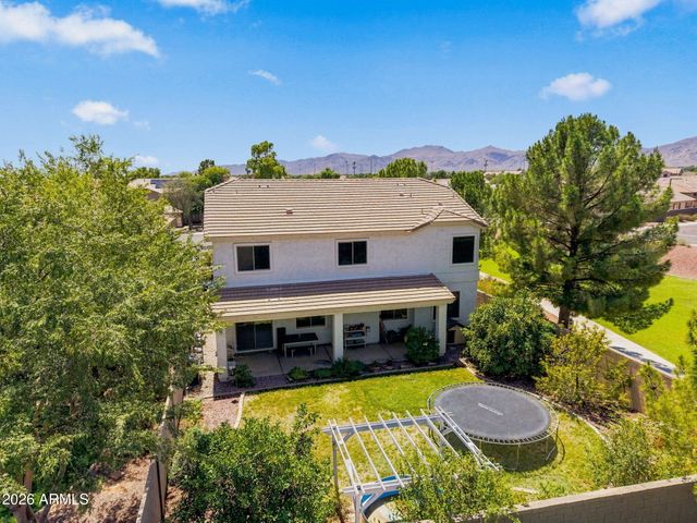 17698 W POST Drive, Surprise, AZ 85388