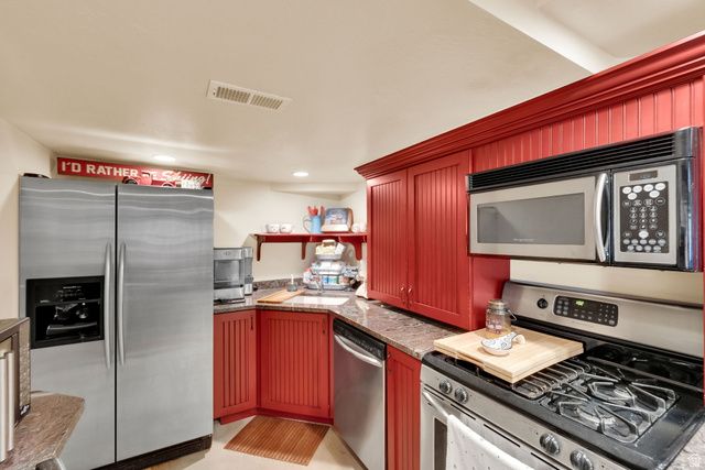 136 N 700 W, Kaysville, UT 84037