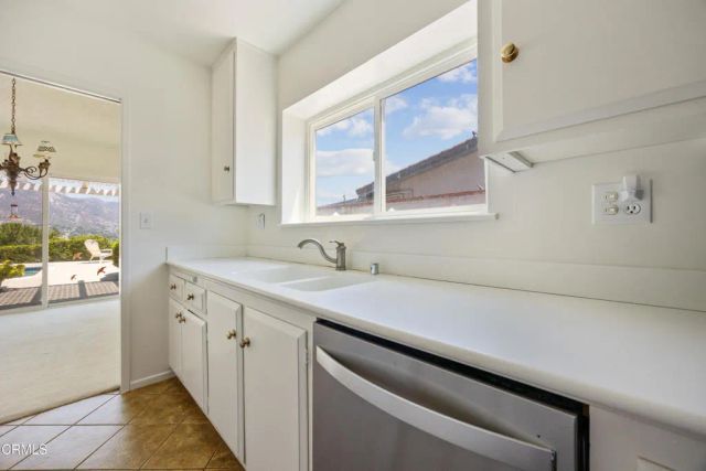 9424 Crystal View Drive, Tujunga, CA 91042