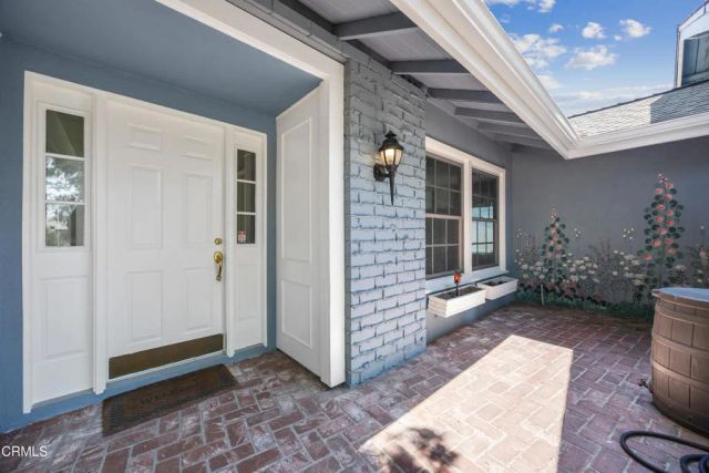 9424 Crystal View Drive, Tujunga, CA 91042