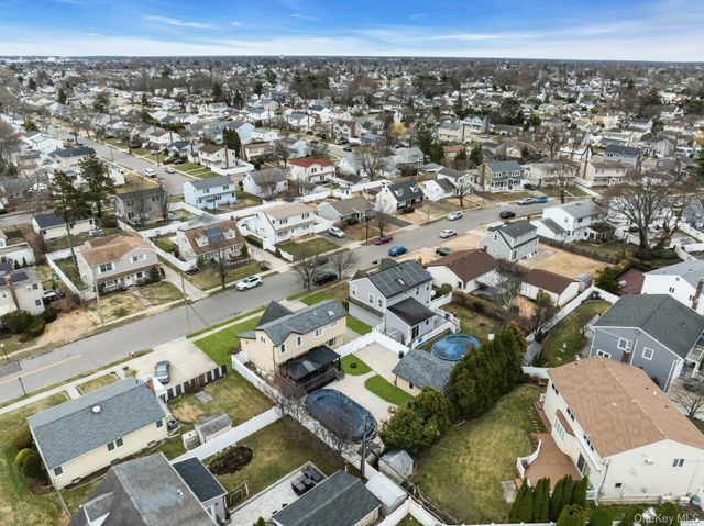 21 Terrell Lane, Hicksville, NY 11801